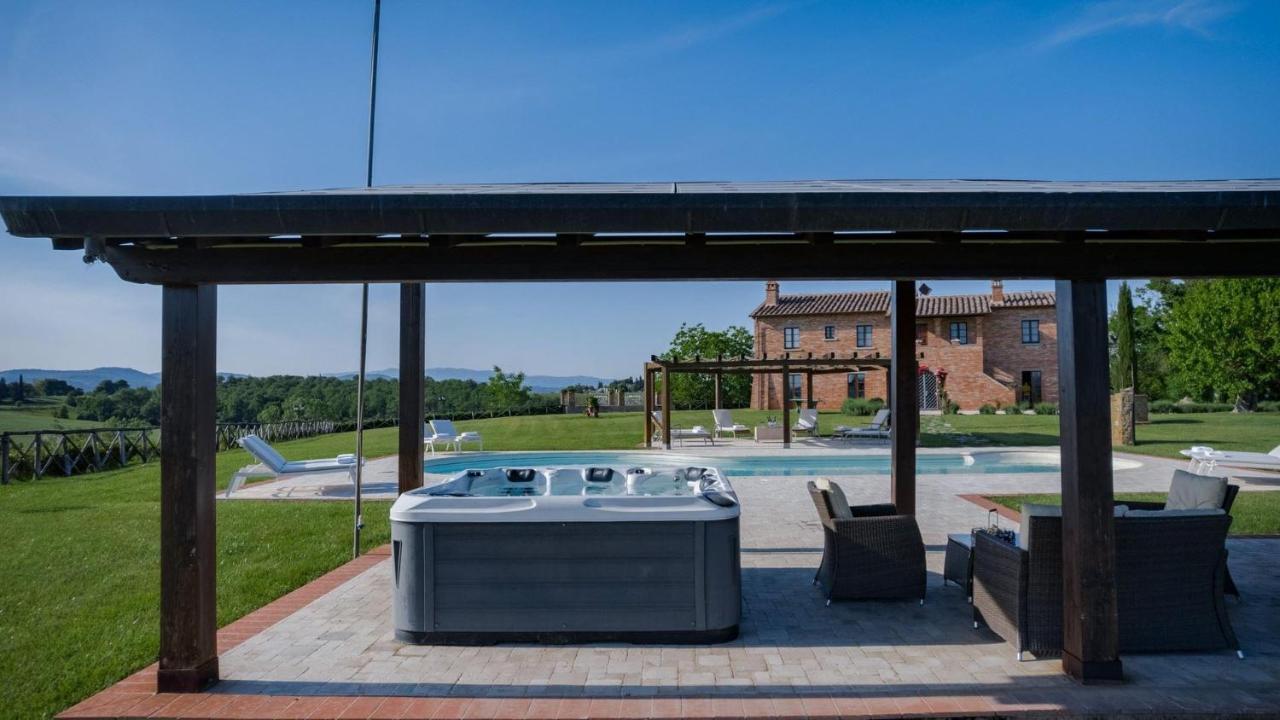 Boschi Salviati Villa Marciano della Chiana Luaran gambar